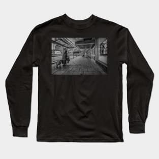 Leeds Station Mono Long Sleeve T-Shirt